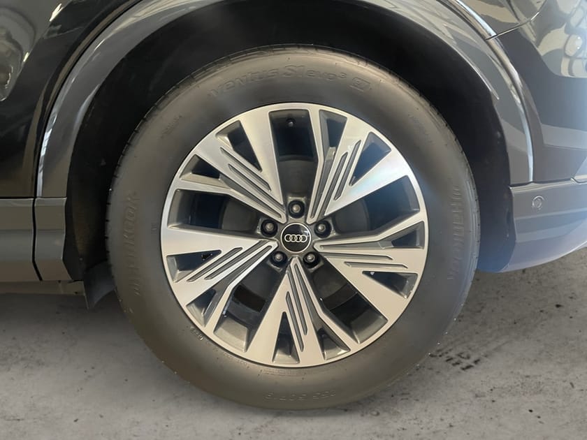 Bild 4 av Audi Q4 45 e-tron quattro Proline 265hk