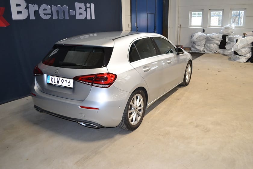 Bild 4 av Mercedes-Benz A 180 7G-DCT 136hk kamera, elstolar