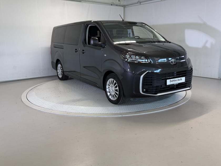 Bilde 2 av Toyota Proace Verso Electric Long 75 Lang 9-Seter/Cruise/Oppv.ratt/Navi/Kam/Dab+