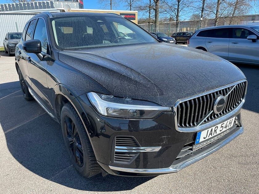 Bild 2 av Volvo XC60 T6 Recharge Core Bright plug in AWD 350HK 4x4 Panorama