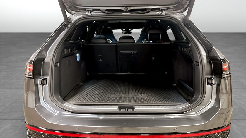 Bild 1 av Volkswagen Passat Variant eHybrid R-LINE 1.5 TSI 272HK
