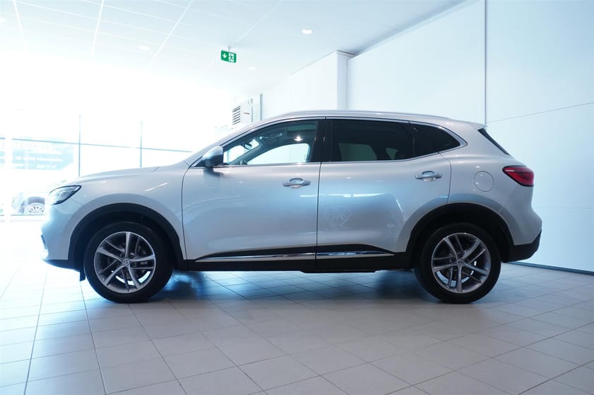 Bild 3 av MG EHS PHEV 1.5T Luxury Panorama