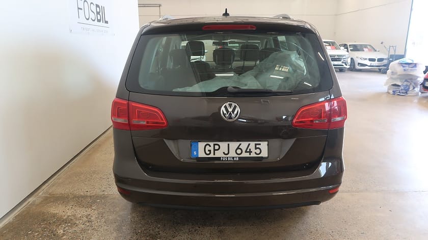 Bild 5 av Volkswagen Sharan *RÄNTEKAMPANJ 3.45% 7-sits 2.0 TDI 4M Drag Kamera Värma