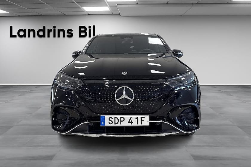Bild 2 av Mercedes-Benz EQE SUV 350 4MATIC / AMG / Dragkrok / Moms