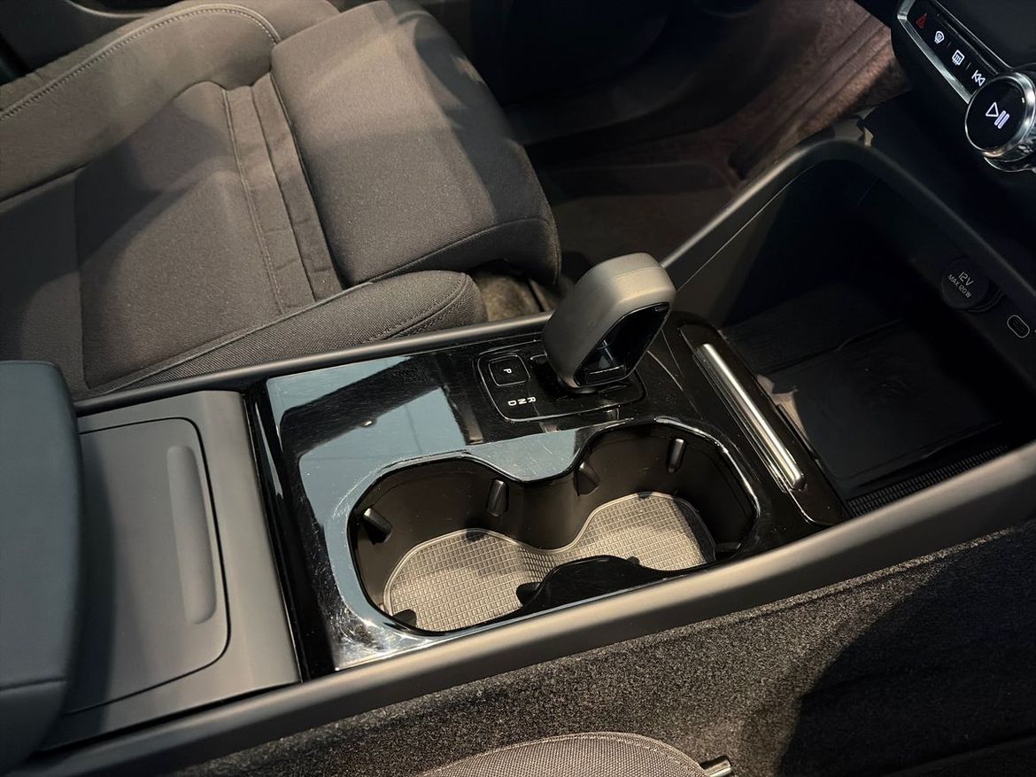 Volvo XC40 2023 - miniatyr 14