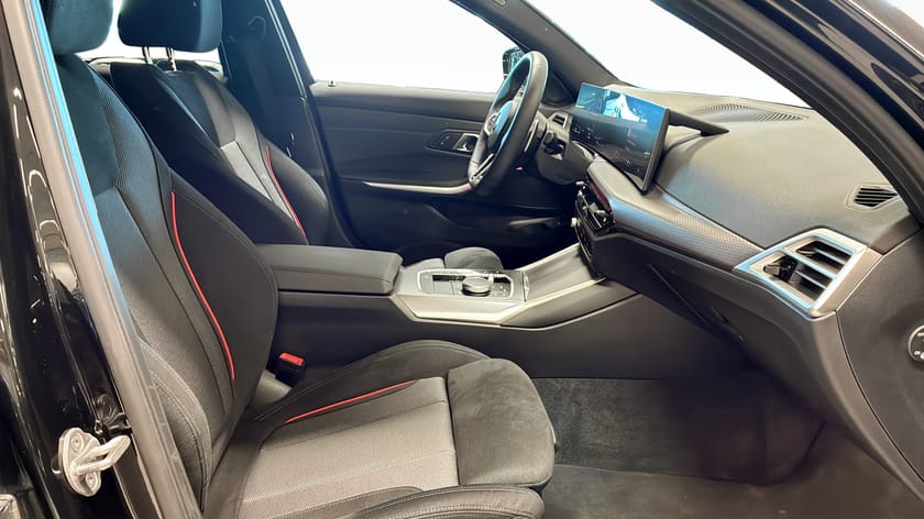 Bild 3 av BMW 320d xDrive Touring M Sport Dragkrok Rattvärme