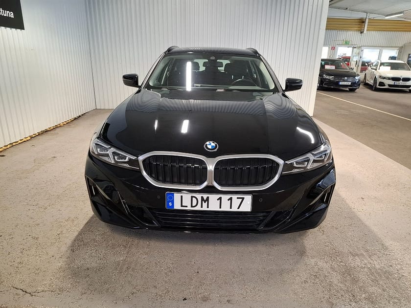 Bild 2 av BMW 320d Touring Steptr Ledljus Curved Display Navi Sportstolar