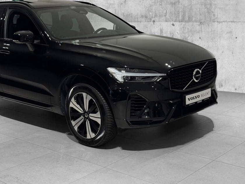 Bilde 2 av Volvo XC60 Recharge T6 Plus Dark KROK|360|PANO|TONEDE