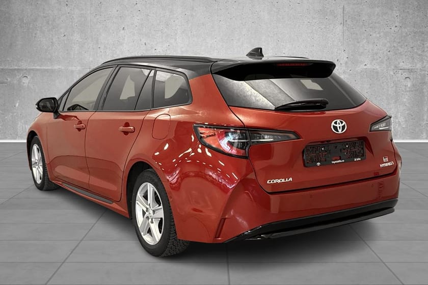 Bilde 3 av Toyota Corolla Touring Sports Hybrid 1.8 GR SPORT/automat/1 eier/alle servicer/nye s-dekk/