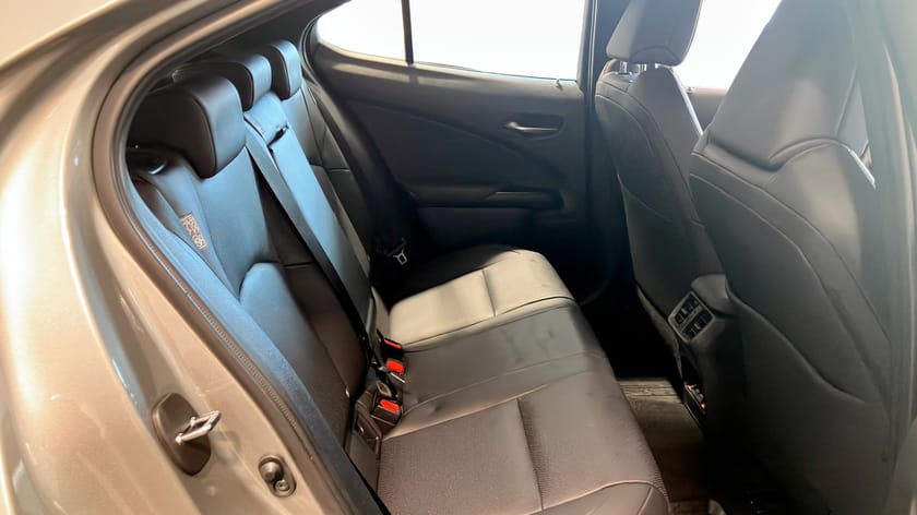 Bild 5 av Lexus UX 300e 204HK PREMIUM KAMERA 54kWh