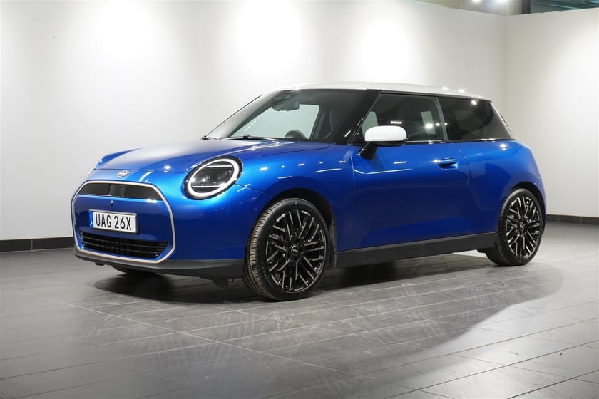 Bild 1 av MINI Cooper SE Paket XL Panorama Headup Fartpilot H K PA