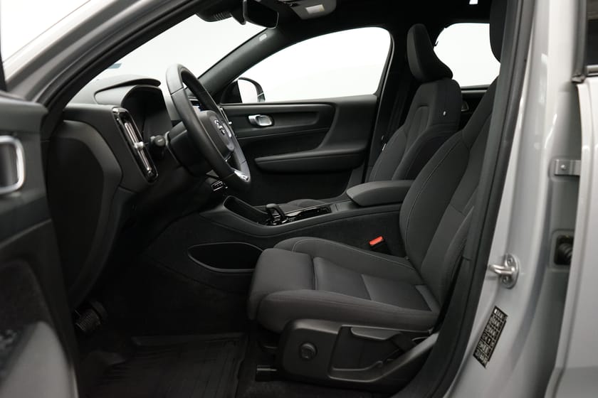 Bild 5 av Volvo C40 Recharge Single Motor Core Edition, Ränta 2,95%, Navigation, Panoramaglastak ej öppnb