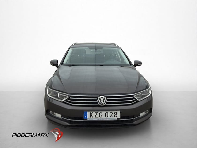 Bild 2 av Volkswagen Passat Sportscombi 2.0 TDI 150hk Värmare Kamera Drag CarPlay