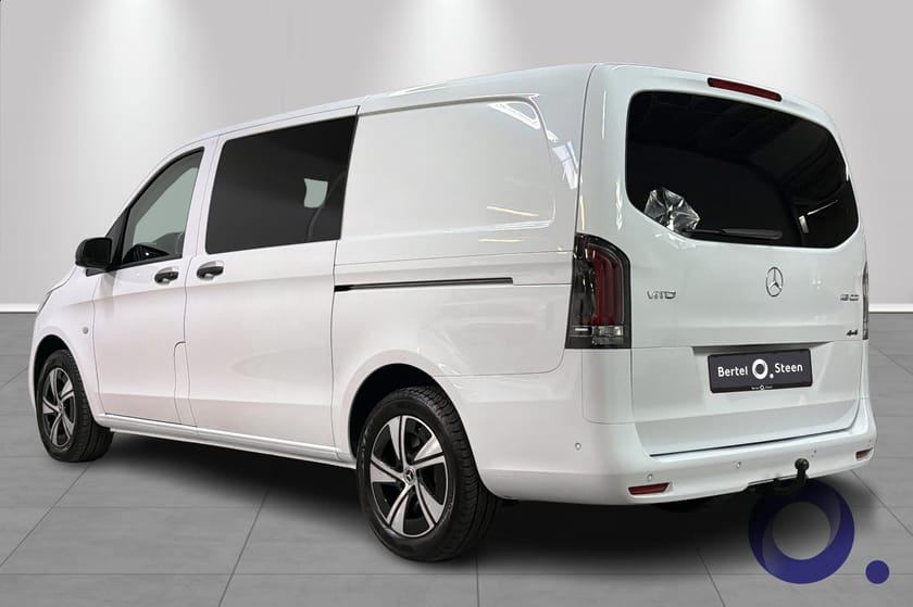 Bilde 3 av Mercedes-Benz Vito 119 CDI 4x4 3.0t V119 A2 4MATIC | DISTRONIC, HENGERFESTE, WEBASTO, 360+