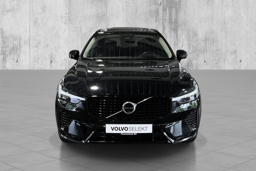 Bilde 2 av Volvo XC60 T6 AWD 350hk Ultimate Dark/Hengerfeste/HeadUp/360/Pano