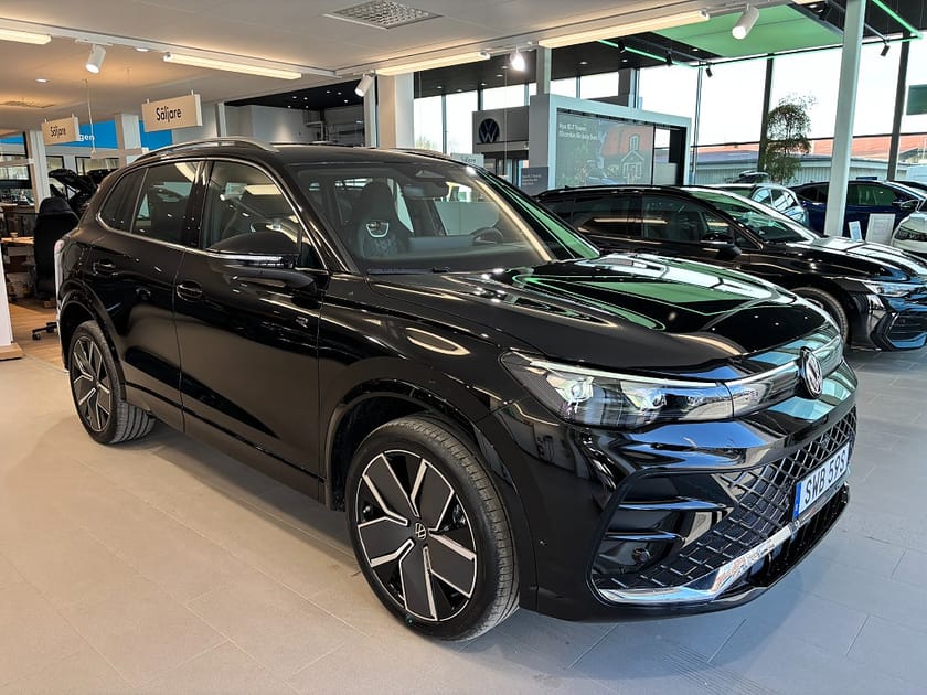 Bild 3 av Volkswagen Tiguan eHybrid R-Line-Edition SNABB LEV 4595kr/mån Dragpaket