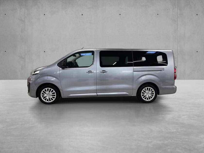 Bilde 2 av Peugeot e-Traveller 75 L3  kWt  Lane Assist/Fjernlysassistent/R.kamera