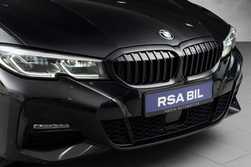 Bilde 5 av BMW 330e xDrive Touring Touring/HUD/KROK/SOLTAK/ELSETER/M-SPORT/HK/++