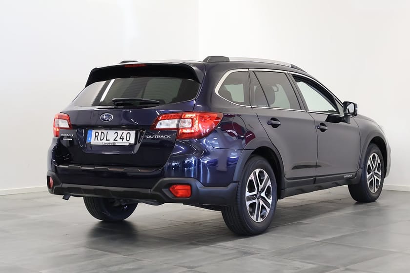 Bild 4 av Subaru Outback 2.5 4WD Active V-Hjul M-Värm B-Kamera 175hk
