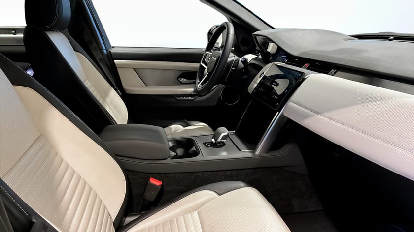Bild 3 av Land Rover Discovery Sport P270e AWD P300e Dynamic SE