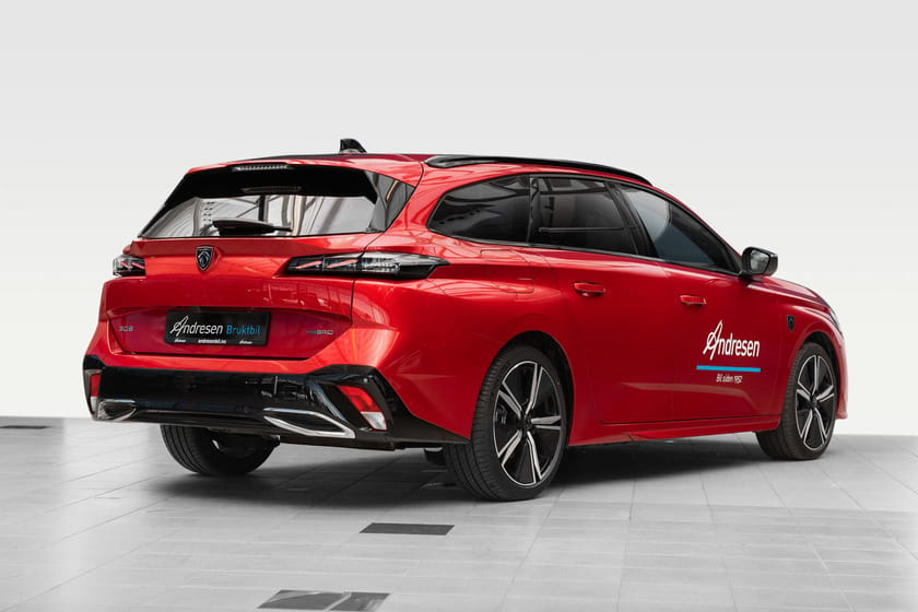 Bilde 2 av Peugeot 308 SW Plug-In Hybrid 225 GT  Focal HiFi/Rattvarme/Hengerfeste/Adaptiv cruise/++