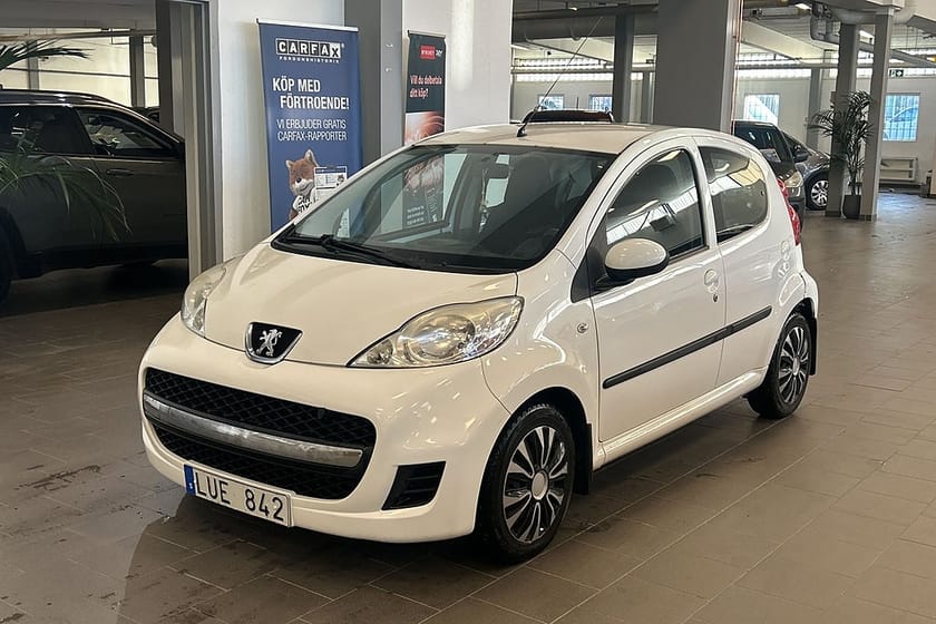 Bild 1 av Peugeot 107 5-dr 1.0 /NY-SERVAD /M-VÄRMARE  /SUPERDEAL Fr 3,95%