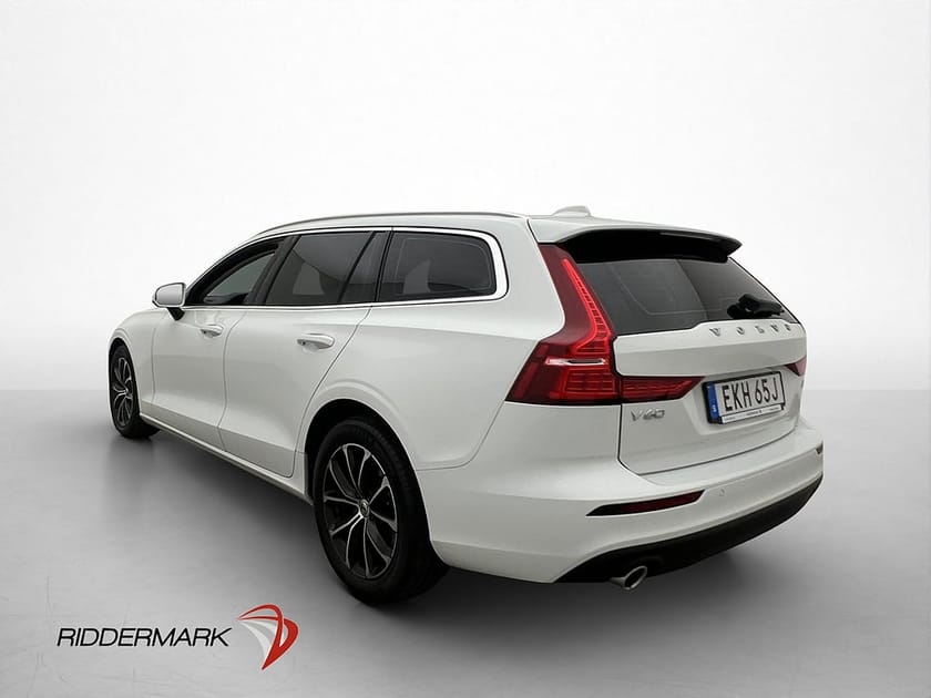 Bild 5 av Volvo V60 D4 Momentum Advanced H/K CarPlay Adaptiv Navi