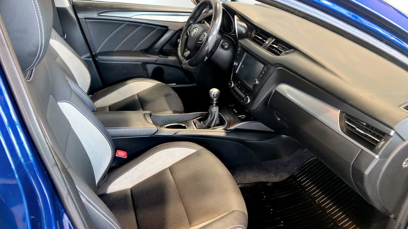 Bild 3 av Toyota Avensis Kombi 