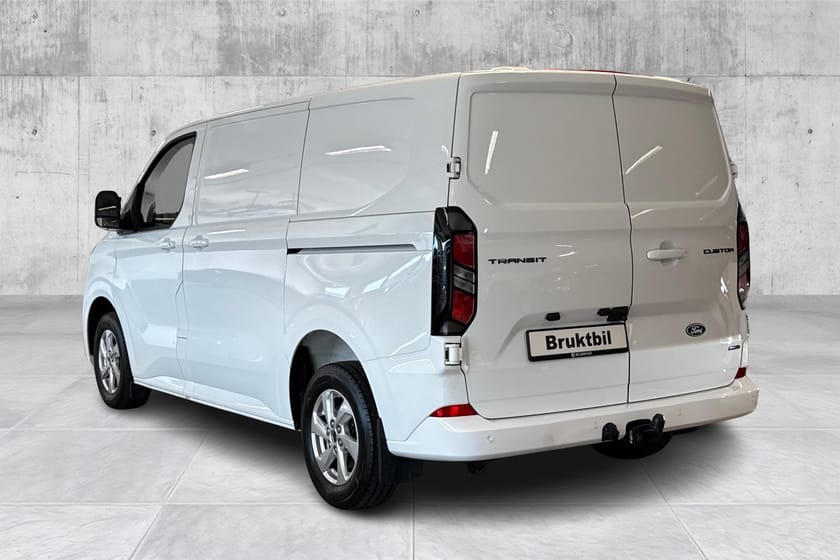 Bilde 3 av Ford Transit Custom 320 AWD / Skyvedør begge sider / Hengerfeste / Webasto