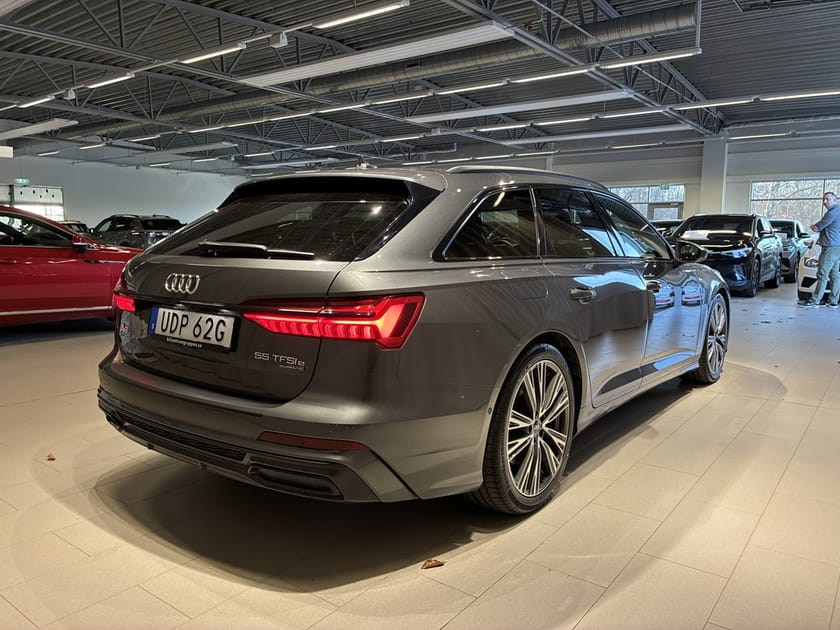 Bild 4 av Audi A6 Avant 55 TFSI e quattro 367 hk S-line