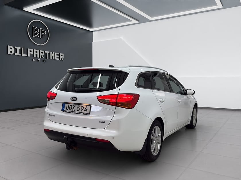 Bild 5 av Kia cee'd_sw 1.6 CRDi EX Comfort/Navi/Drag/B-Kamera/Ny Serv
