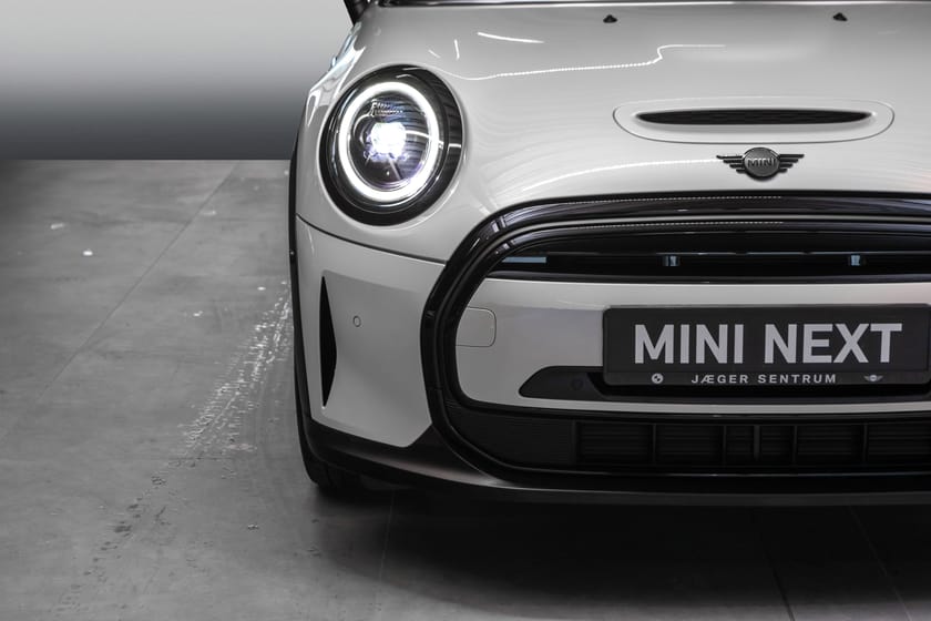 Bilde 5 av MINI Cooper SE MAXIMIZE KUPEVARMER KAMERA PANO HARMAN SKINN