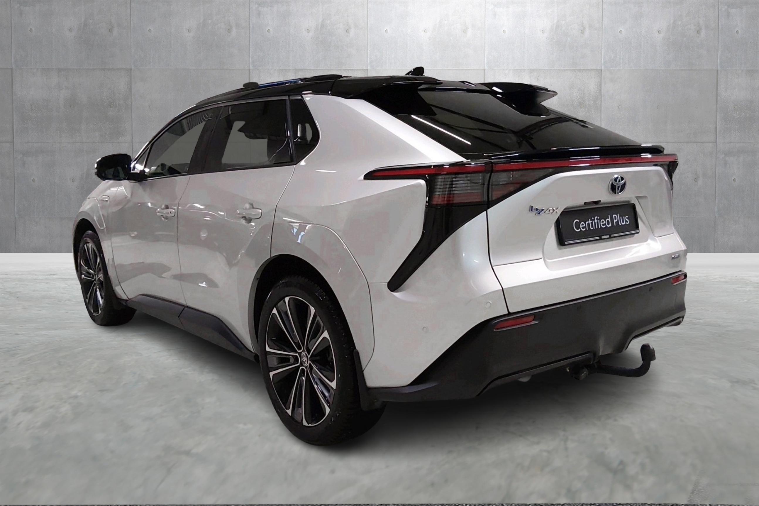 Thumnail bilde 2 av Toyota bZ4X