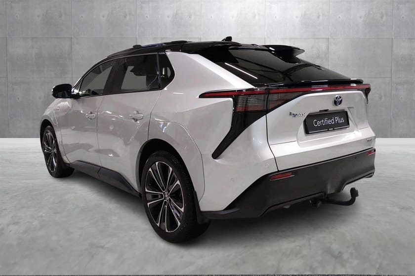 Bilde 3 av Toyota bZ4X AWD Executive Bitone / KROK /LAKKERTE HJULBUER