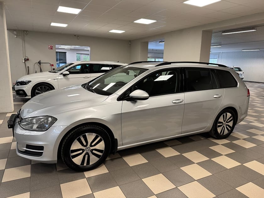 Bild 1 av Volkswagen Golf Sportscombi 1.6 TDI DPF BMT Masters Euro 5