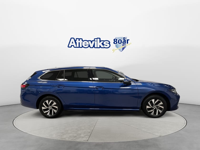 Bild 2 av Volkswagen Passat Sportscombi Business 1.5 eTSi *P.värmare/Dragkrok/Backkamera*