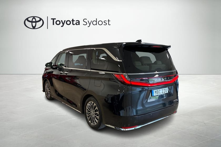 Bild 2 av Lexus LM 350h Executive 7-sits Light Interior Pack Mark Levinson Fullutrustad.