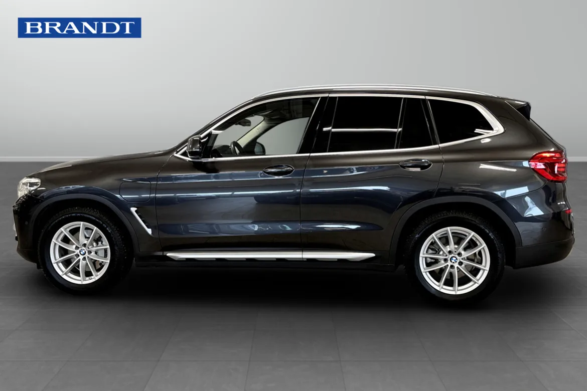BMW X3 xDrive30e