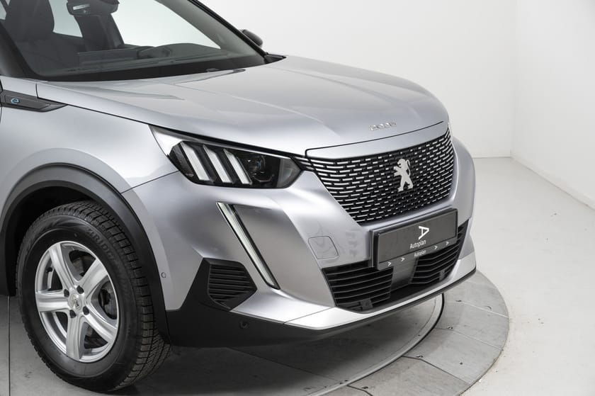 Bilde 3 av Peugeot e-2008 GT 136hk ACC/Kamera/Navi/DAB/BT