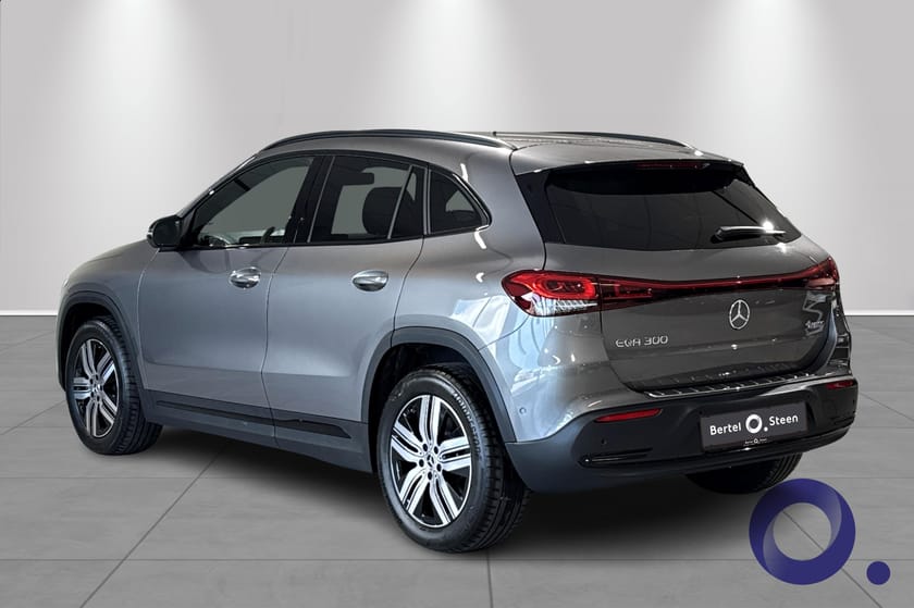 Bilde 3 av Mercedes-Benz EQA 300 4MATIC Progressive Burmester Hengerfeste