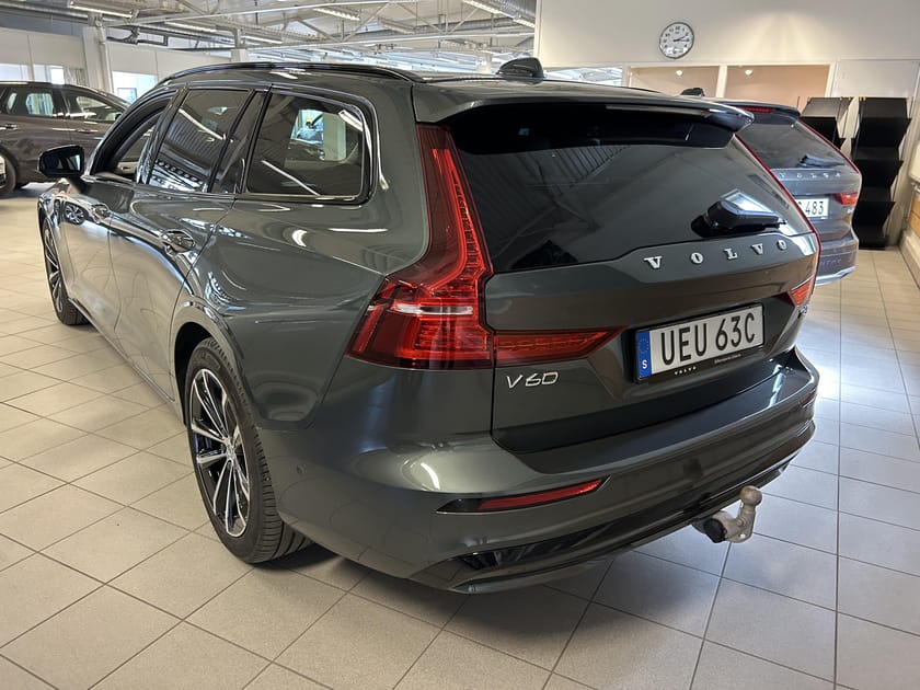 Bild 3 av Volvo V60 T6 Plus Dark Nordic Edition