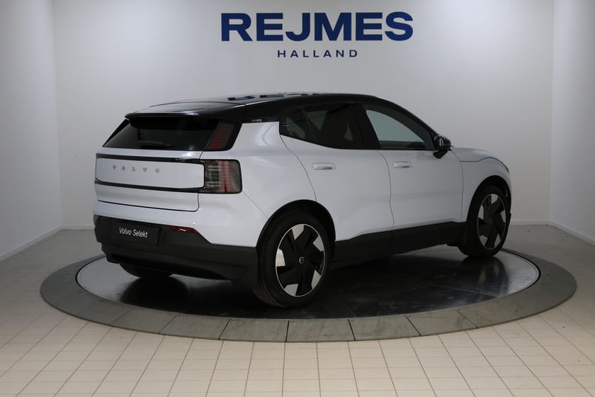 Bild 5 av Volvo EX30 Single Motor Extended Range | Kamera | Värmepump | Mörkton