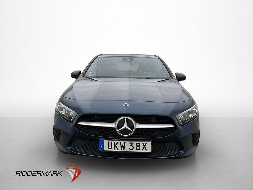 Bild 2 av Mercedes-Benz A 180 A180 Progressive Line Kamera Halvskinn CarPlay