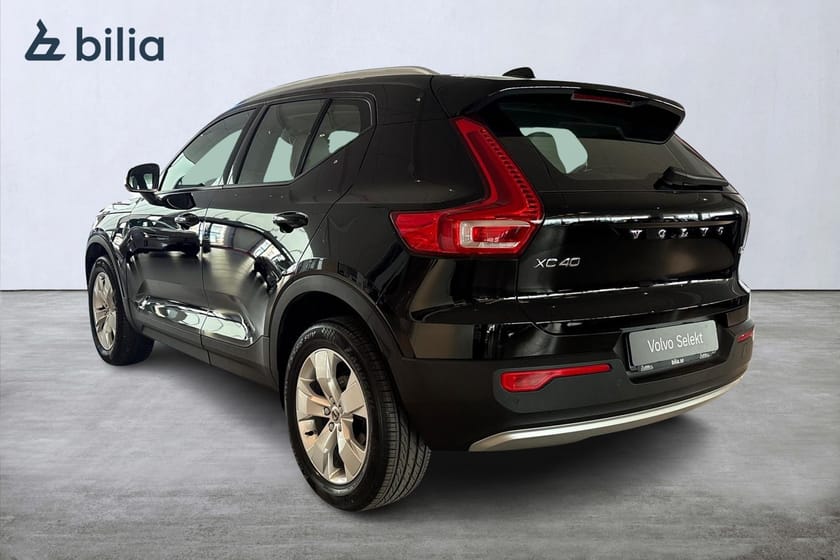 Bild 2 av Volvo XC40 T2 FWD Momentum Advanced