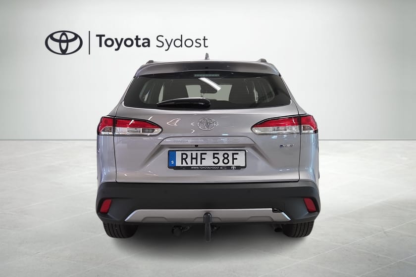 Bild 4 av Toyota Corolla Cross Hybrid AWD-i 2,0 Active Plus (dragkrok)