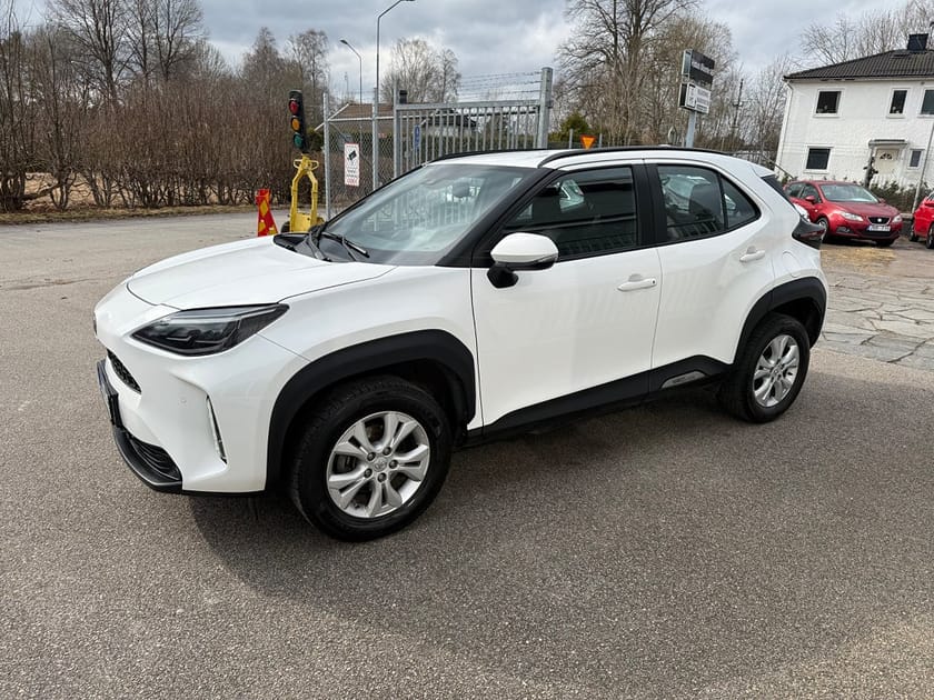 Bild 5 av Toyota Yaris Cross Hybrid AWD-i 116HK ACTIVE PLUS / NAVI / BACKKAMERA