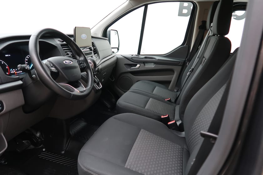 Bild 4 av Ford Transit Custom 320 Kombi L2 130 Trend A