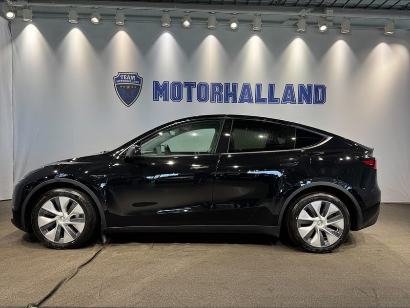 Bild 1 av Tesla Model Y Long Range AWD - Moms, Drag, 97% SOH