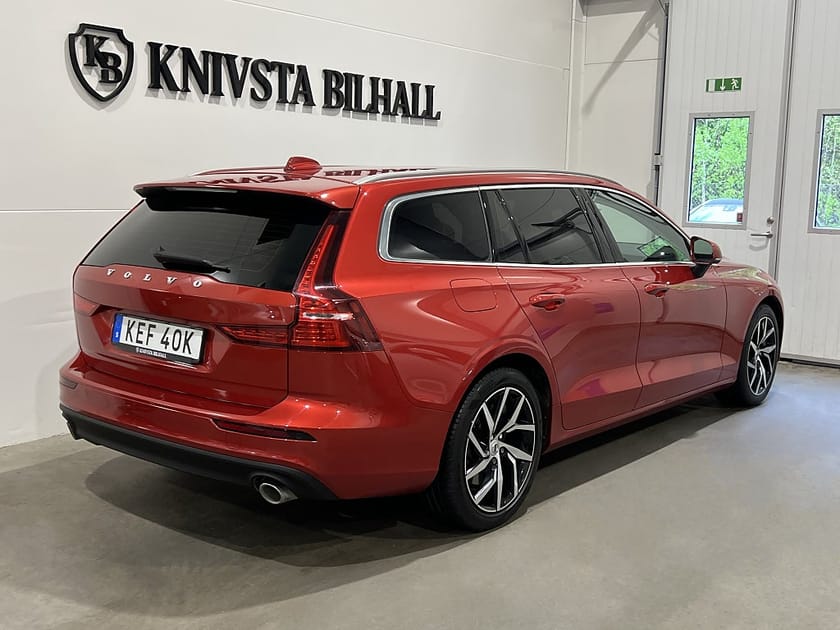 Bild 4 av Volvo V60 Recharge T6 AWD Advanced Edition Moms Värmare 340hk