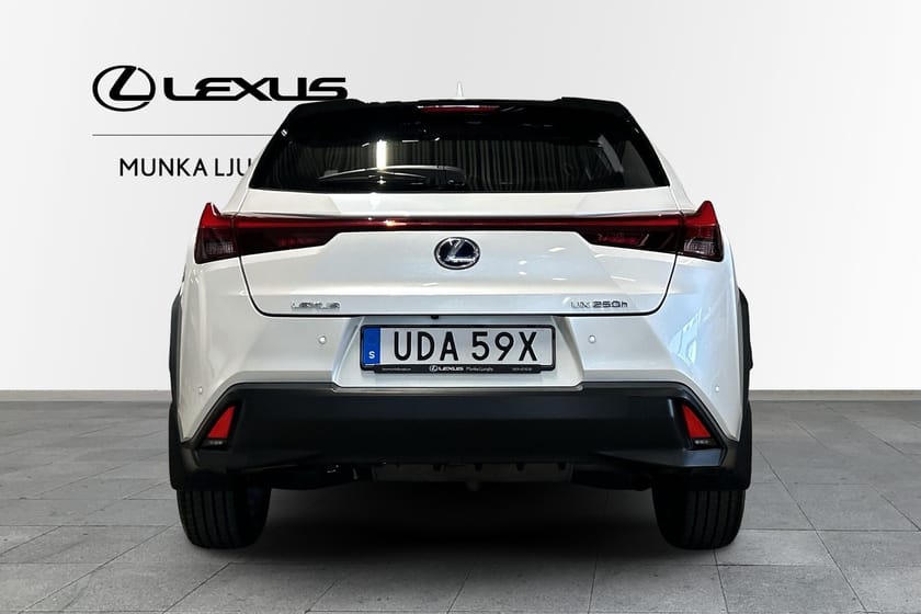 Bild 4 av Lexus UX 250h Comfort Teknikpaket Dragkrok